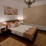 Ambiennt