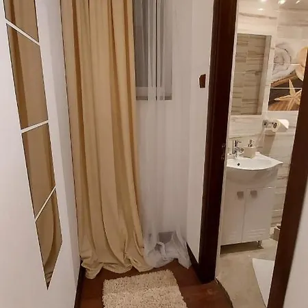 Ambiennt 4* بوخارست