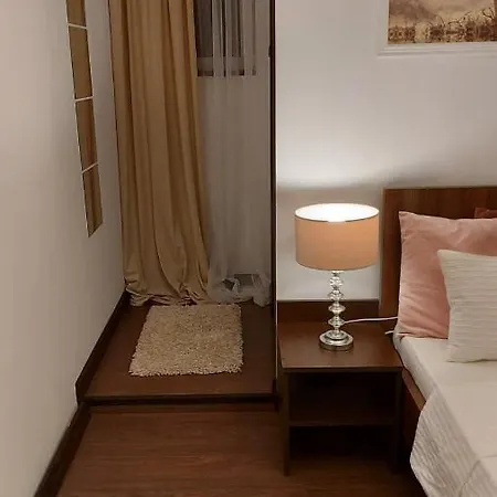 Ambiennt Πανσιόν Βουκουρέστι